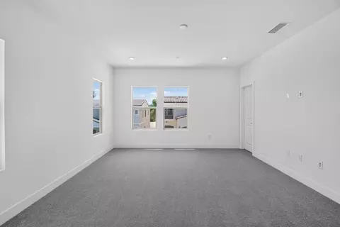 Bedroom - 475 Citrus Oak Rd, Glendora, CA 91740 photo 2 of 9