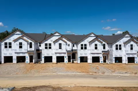 Exterior - 2762 Timberside Dr, Hebron, KY 41048 photo 2 of 7