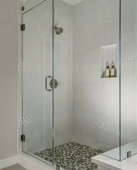 Bath - 742 Miravar Pl, Vista, CA 92081 photo 5 of 6
