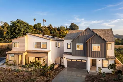 Exterior - 742 Miravar Pl, Vista, CA 92081 photo 5 of 10