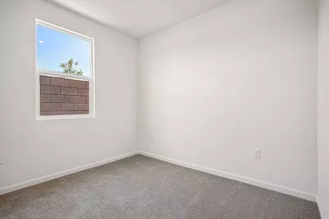 Bedroom - 2604 Redtail Hawk Rd, Modesto, CA 95357 photo 1 of 6