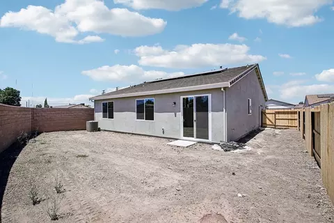 Exterior - 2604 Redtail Hawk Rd, Modesto, CA 95357 photo 2 of 2