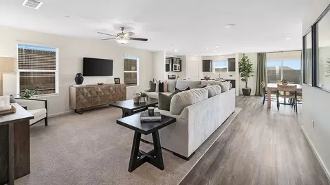 Entry Way - 3941 N Yale St, Visalia, CA 93291 photo 1 of 2