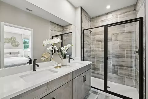 Bath - 7428 Estuary Lake Loop, Celebration, FL 34747 photo 1 of 3