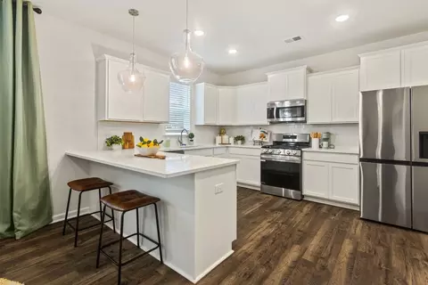 Kitchen - 5013 Tullamore Dr, Aiken, SC 29801 photo 3 of 5