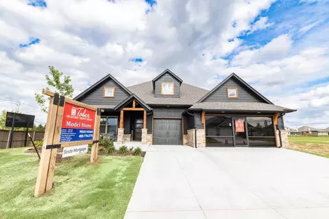 Exterior - 9324 Poppey Pl, Yukon, OK 73099 photo 40 of 42