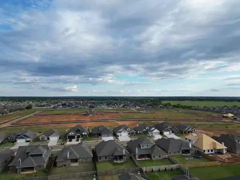 View/Area - 9324 Poppey Pl, Yukon, OK 73099 photo 13 of 25