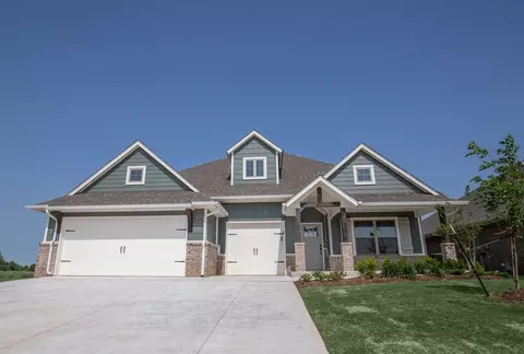 Exterior - 9324 Poppey Pl, Yukon, OK 73099 photo 3 of 42