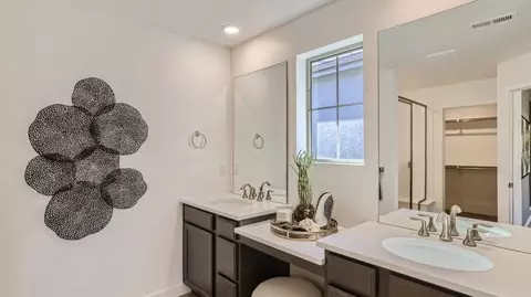 Bath - 14972 W Beloit Ave, Morrison, CO 80465 photo 1 of 4
