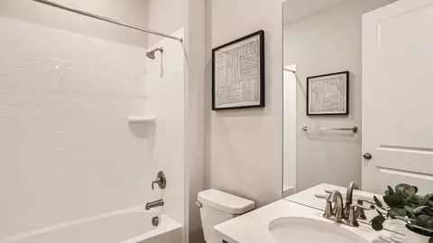 Bath - 14972 W Beloit Ave, Morrison, CO 80465 photo 2 of 4