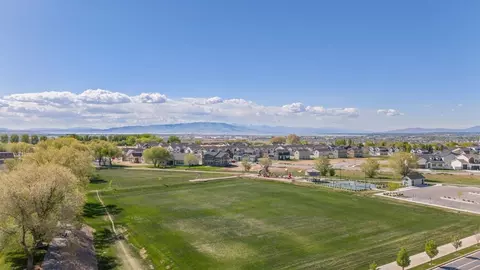 View/Area - 2451 W Aurora Ave, Mapleton, UT 84664 photo 7 of 10