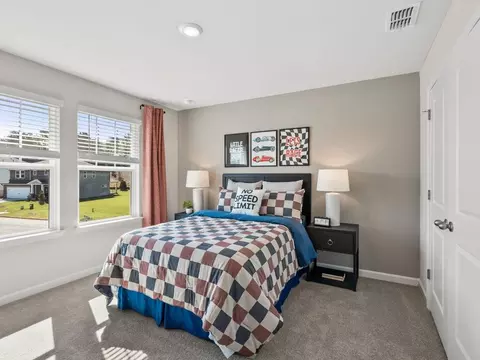 Bedroom - 5150 Crescendo Cir, Fairburn, GA 30213 photo 9 of 11
