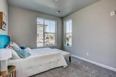 Bedroom - 6838 Stonebrook Dr, Timnath, CO 80547 photo 4 of 4