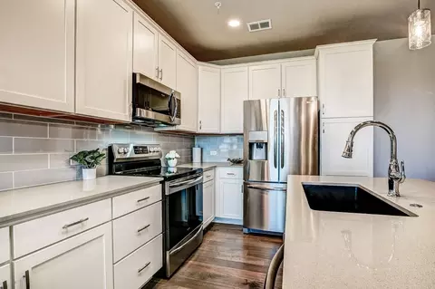 Kitchen - 6838 Stonebrook Dr, Timnath, CO 80547 photo 4 of 4