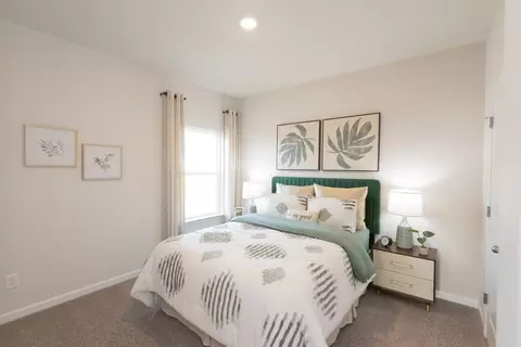 5150 Crescendo Cir, Fairburn, GA 30213