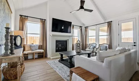 Living - 201 Eldridge Dr, Sealy, TX 77474 photo 3 of 3