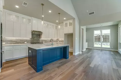 Kitchen - 910 Shooting Star Dr, Prosper, TX 75078 photo 2 of 9