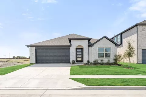 160 Aspen Way, Lavon, TX 75166