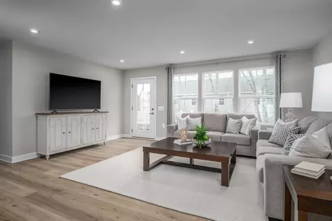 Living - 201 Joy Ln, Suffolk, VA 23435 photo 1 of 2