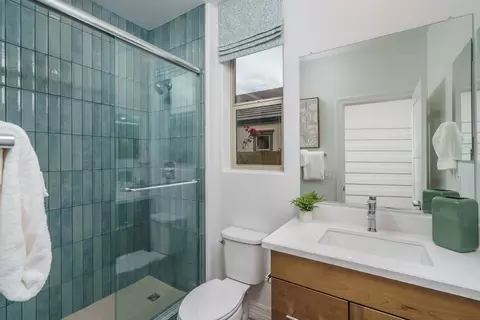 Bath - 21583 W Cartwright Ave, Buckeye, AZ 85396 photo 2 of 16