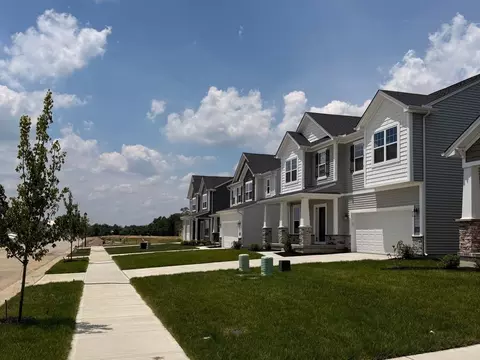 Exterior - 1473 Acadia Dr, Maineville, OH 45039 photo 5 of 5