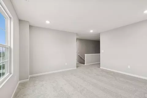 Living - 1473 Acadia Dr, Maineville, OH 45039 photo 1 of 5