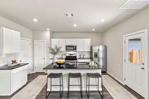 Kitchen - 13801 Ryan Range Ln, Elgin, TX 78621 photo 1 of 7
