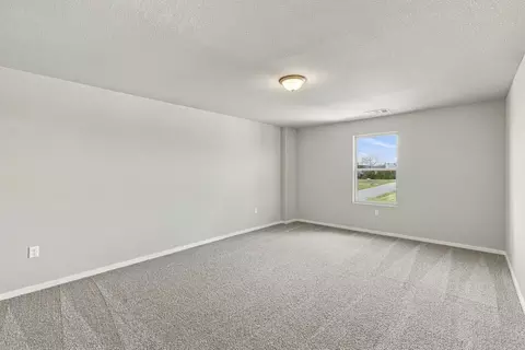Bedroom - 13801 Ryan Range Ln, Elgin, TX 78621 photo 2 of 13