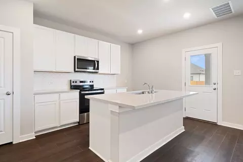 Kitchen - 13801 Ryan Range Ln, Elgin, TX 78621 photo 2 of 5