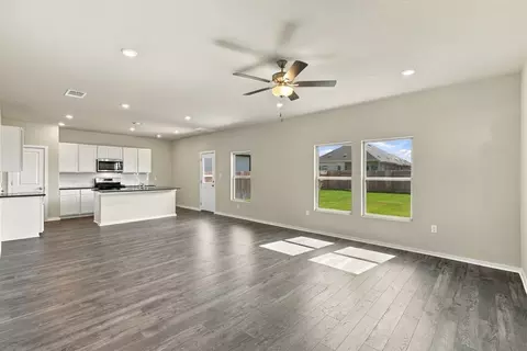 Living - 13801 Ryan Range Ln, Elgin, TX 78621 photo 2 of 7