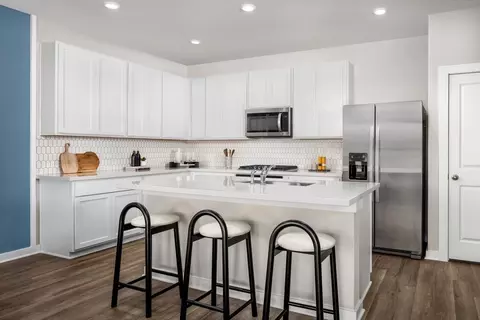 Kitchen - 13801 Ryan Range Ln, Elgin, TX 78621 photo 4 of 5