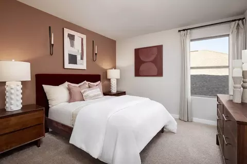 Bedroom - 13801 Ryan Range Ln, Elgin, TX 78621 photo 9 of 12