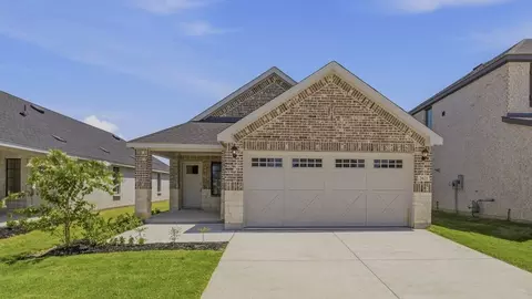Exterior - 1922 Calmshade Dr, Celina, TX 75009 photo 3 of 10