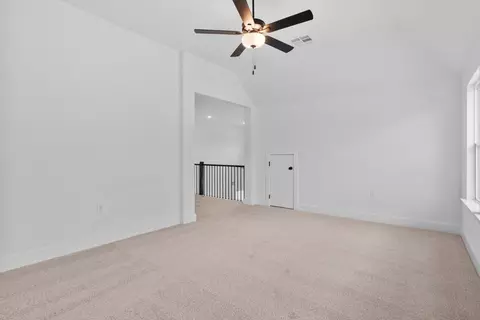 Bedroom - 19501 Erna Dr, Pflugerville, TX 78660 photo 4 of 5