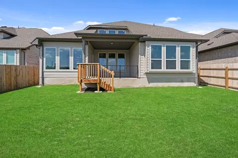 Exterior - 19501 Erna Dr, Pflugerville, TX 78660 photo 2 of 4