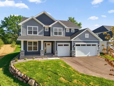 7530 Upper 42nd St N, Oakdale, MN 55128