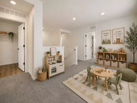 Entry Way - 705 98th Ave, Greeley, CO 80634 photo 1 of 2