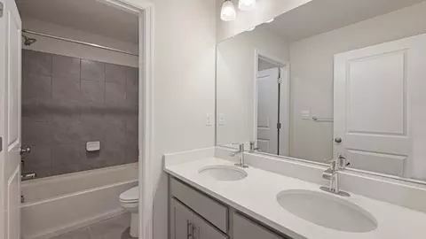 Bath - 711 Beadlilly Way, Joppa, MD 21085 photo 4 of 10
