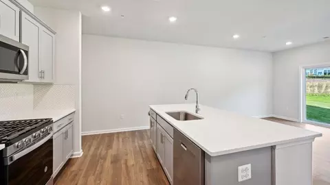 Kitchen - 711 Beadlilly Way, Joppa, MD 21085 photo 3 of 12