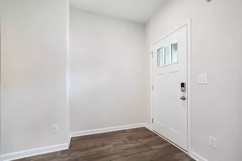 Entry Way - 115 Woodlands Dr, Jackson, GA 30233 photo 1 of 4
