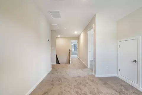 Entry Way - 115 Woodlands Dr, Jackson, GA 30233 photo 2 of 4