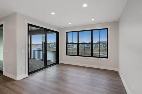 Living - 3 Beech Tree Pl, Ottawa, IL 61350 photo 1 of 10