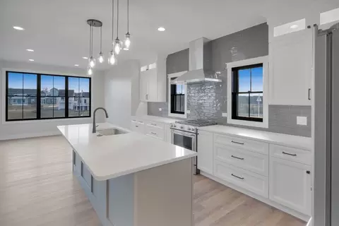 Kitchen - 3 Beech Tree Pl, Ottawa, IL 61350 photo 1 of 8