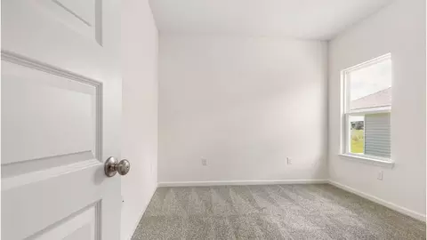 Bedroom - 20 Elderberry St, Freeport, FL 32439 photo 5 of 6