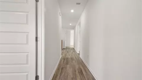 Entry Way - 20 Elderberry St, Freeport, FL 32439 photo 1 of 4