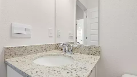 Bath - 20 Elderberry St, Freeport, FL 32439 photo 6 of 6
