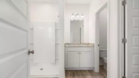 Bath - 20 Elderberry St, Freeport, FL 32439 photo 1 of 6