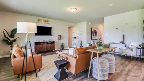 Living - 7313 Cypress Point Dr, Ball, LA 71405 photo 4 of 5