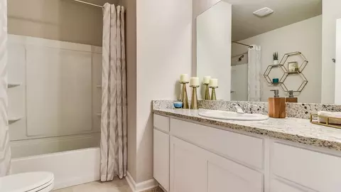 Bath - 7313 Cypress Point Dr, Ball, LA 71405 photo 7 of 7