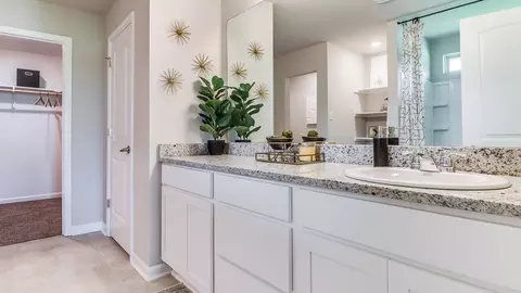 Bath - 7313 Cypress Point Dr, Ball, LA 71405 photo 6 of 7